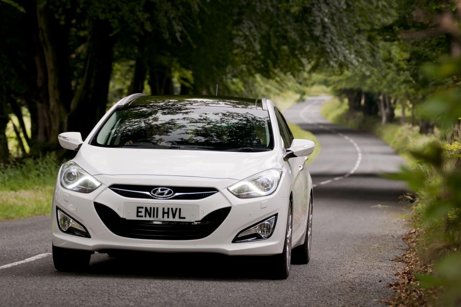  Hyundai i40 Station Wagon CRDi 2011 года  (UK) (фото 96 из 146)